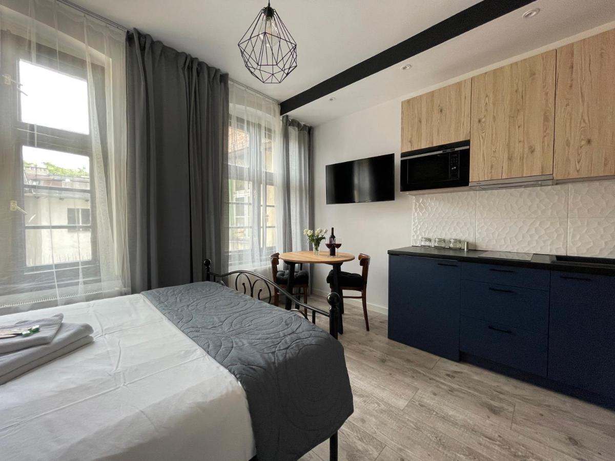 Copernicus Street Apartment - Broken Flowers And Twin Peaks Torun Exterior photo